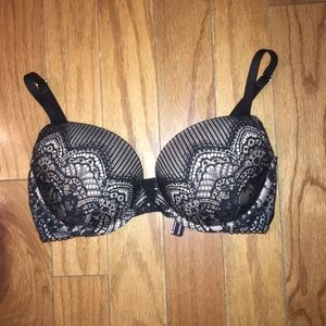 Victoria’s Secret Dream Angels Pushup Bra 34D